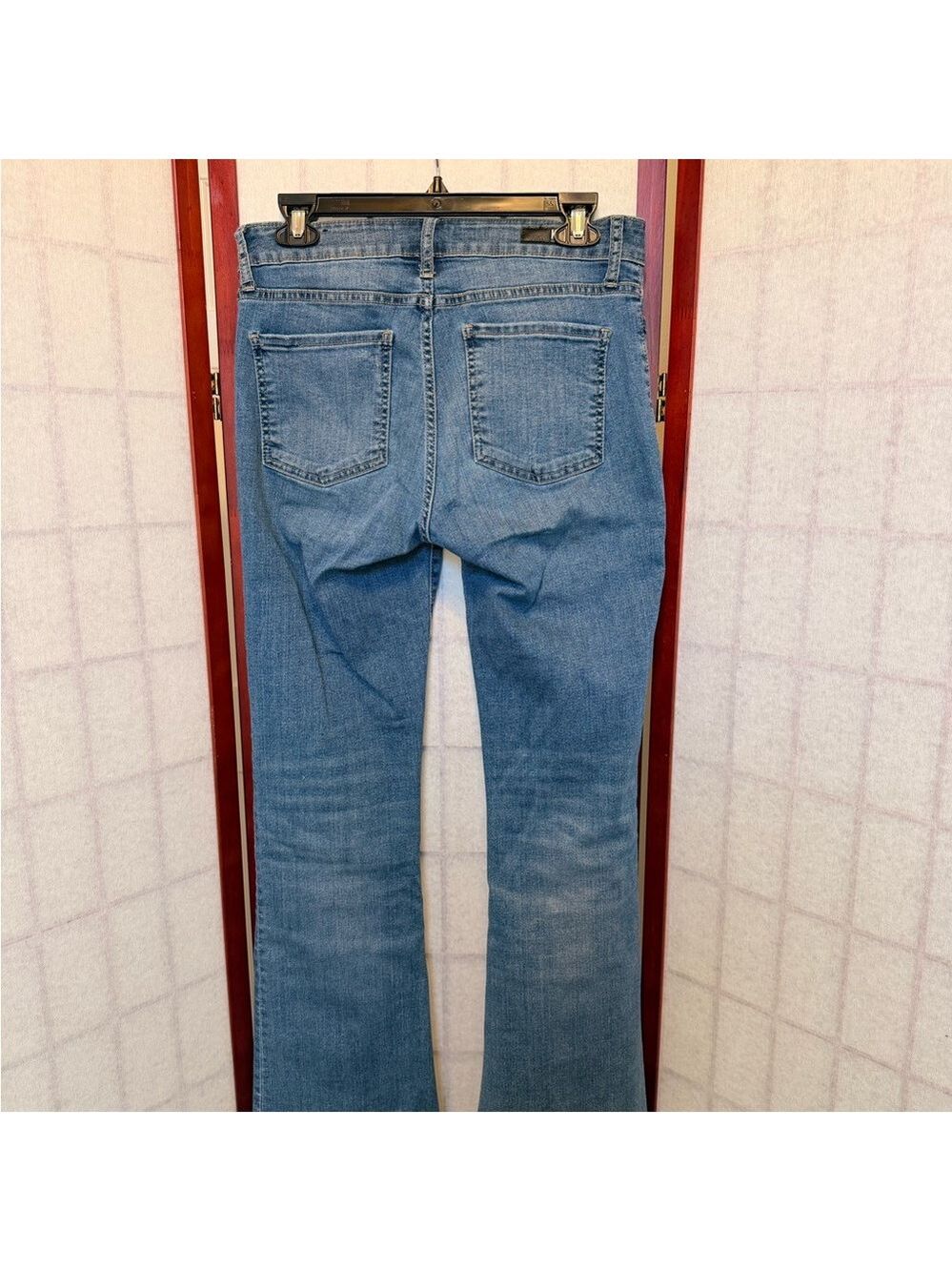 Kut from the Kloth Light Blue Flare Jeans - VGUC - Size 4 - Picture 2 of 4